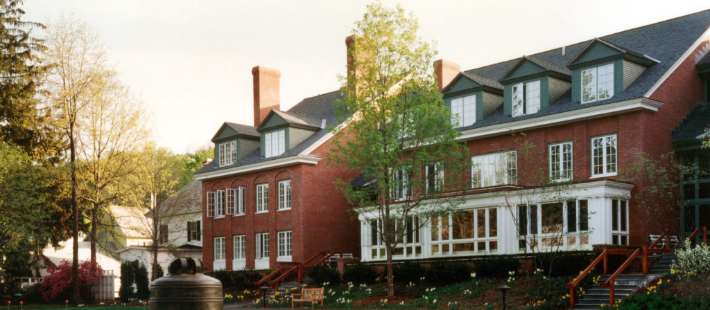 Phase I involved major additions and renovations to the Inn’s dining and conference facilities. Our work included the Oak Room, which is an example of high-end mill work. Phase II for Woodstock involved the addition of the new guest wing around 30,000 SF, the lowest level is a parking garage.